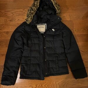 Abercrombie kids navy Puffer Jacket with Fur Hood size XL